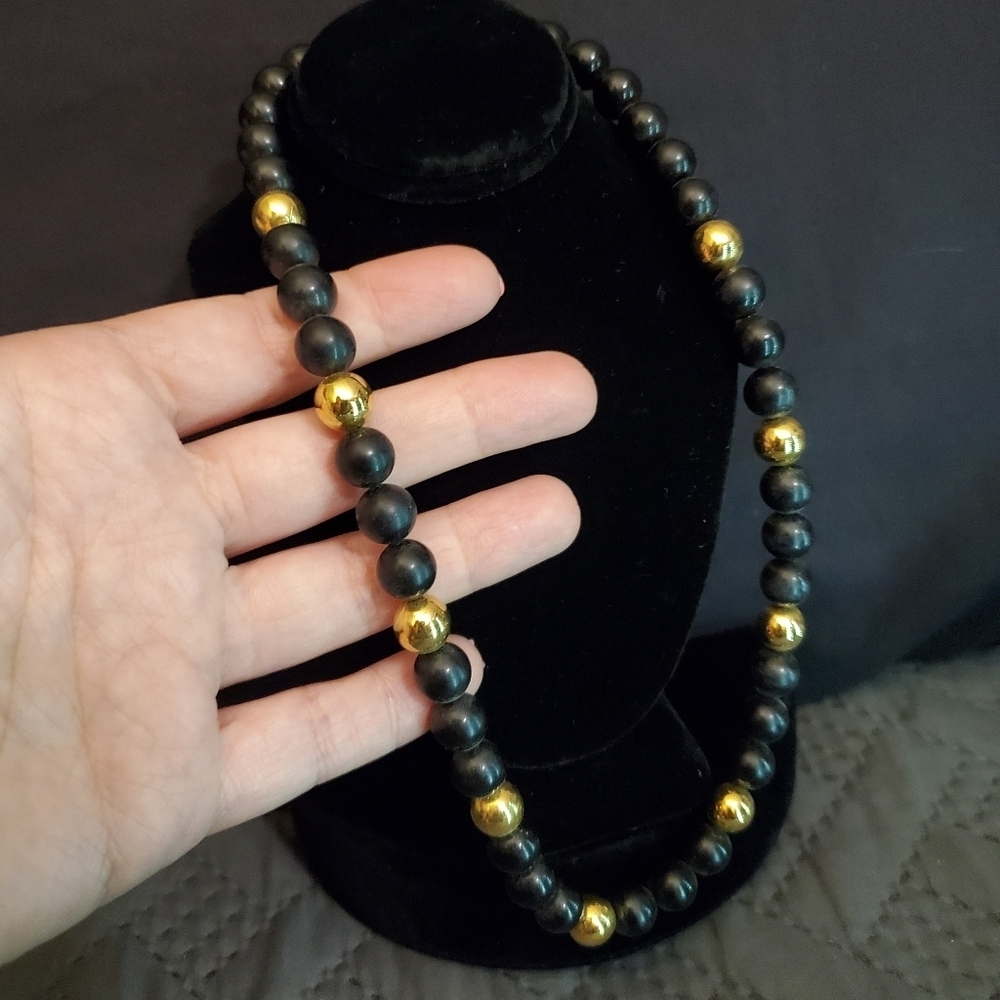 Vintage 70s/80s Napier Black & Gold Bead Necklace